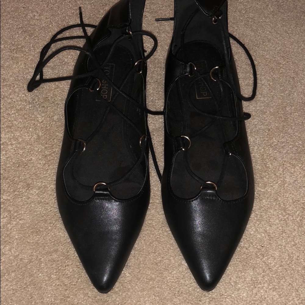 TOPSHOP LACE UP FLATS